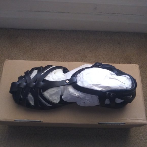 Closed toe flat sandals, Fisherman greek leather sandals, Ankle strap sandals - Picture 3 of 7